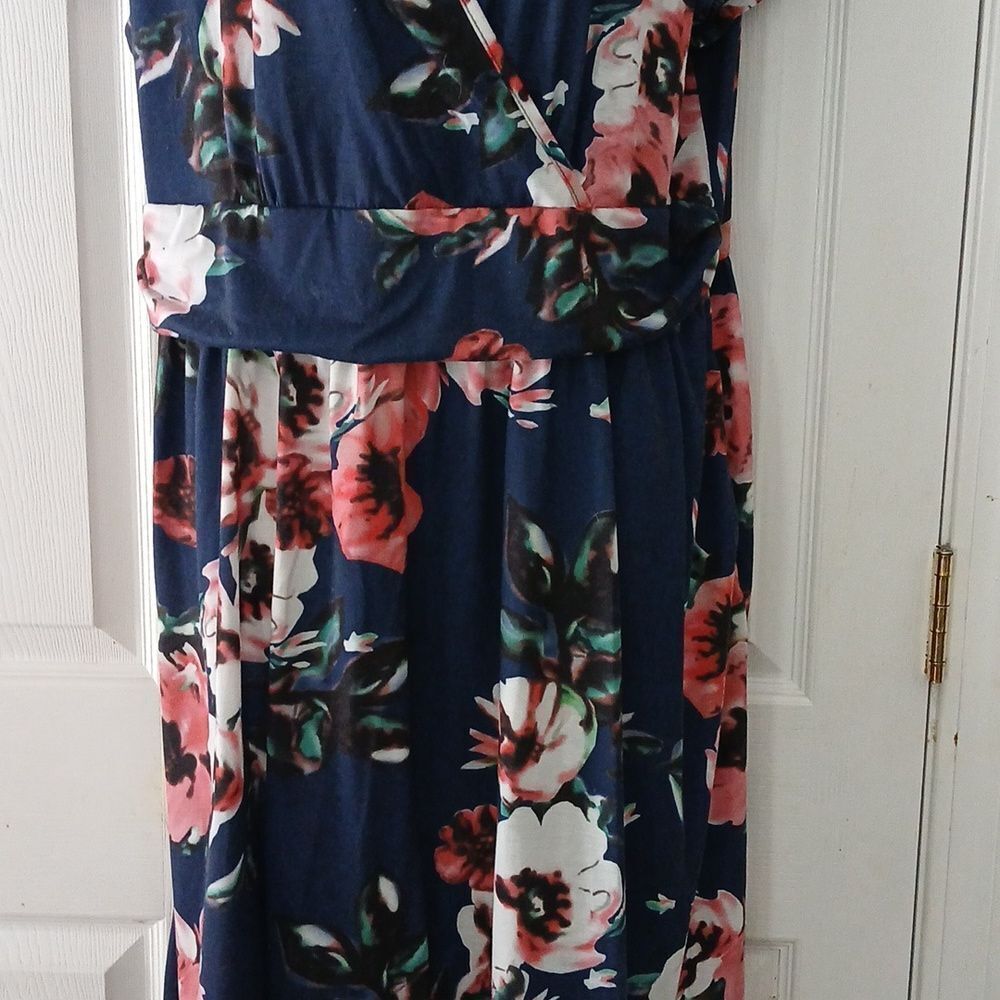 Ouges Navy Floral Print V Neck Midi Dress With Po… - image 3
